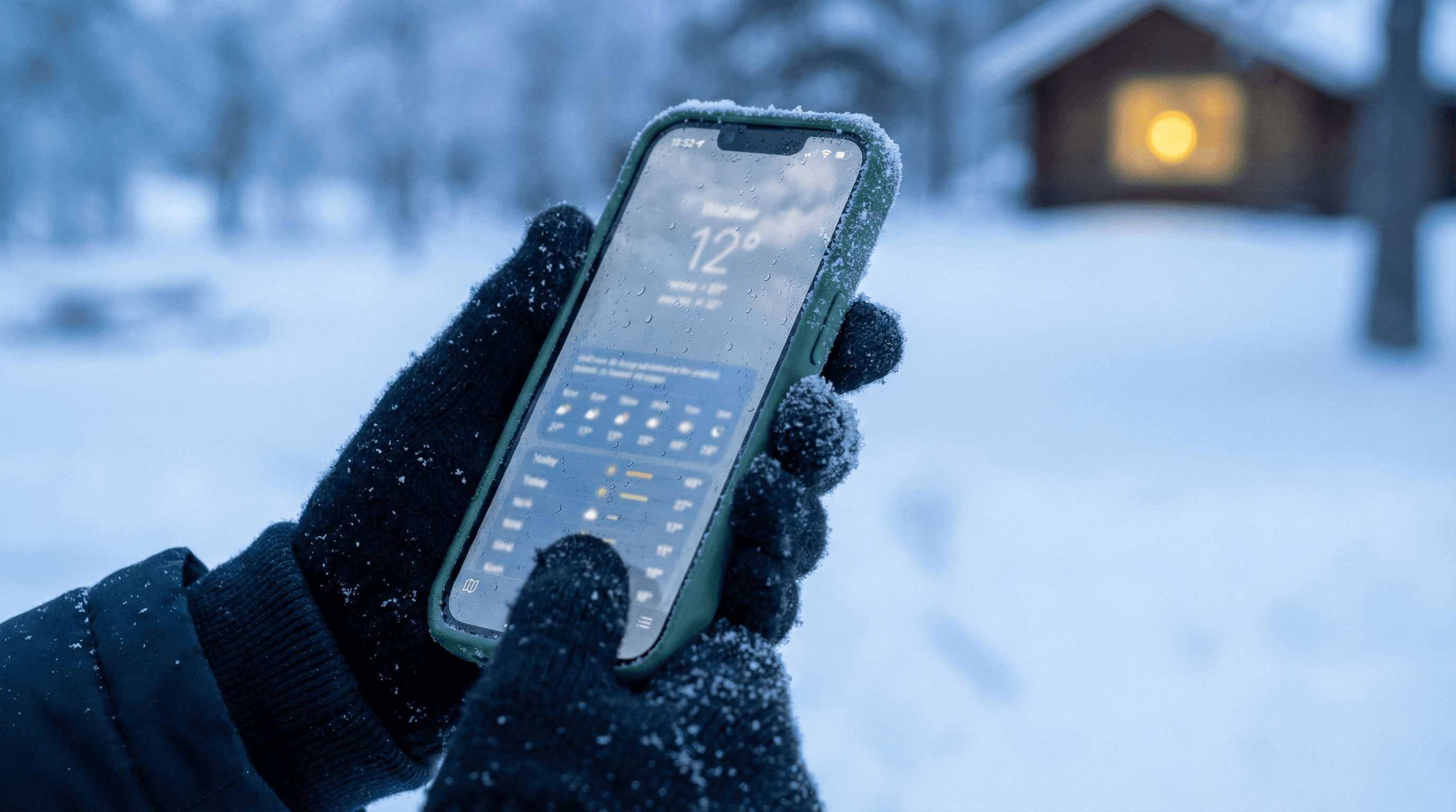 Winter Alert: How Snow and Cold Weather Affect Your Smartphone